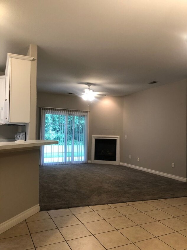 Primary Photo - DERBY VILLAGE TOWNHOUSE