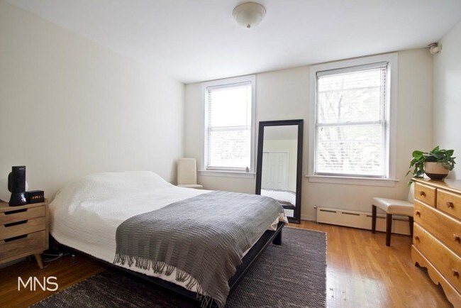 Foto del edificio - 280 Warren Street