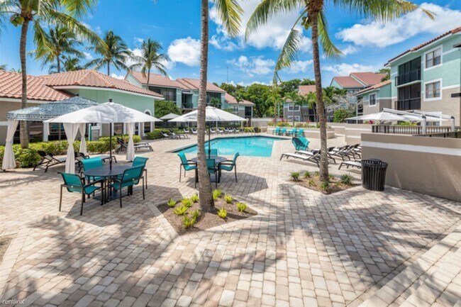Foto del edificio - 730 S Park Rd