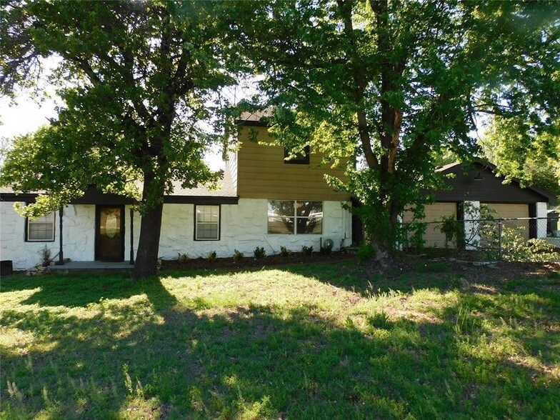 Photo - 6301 S Choctaw Road Unit