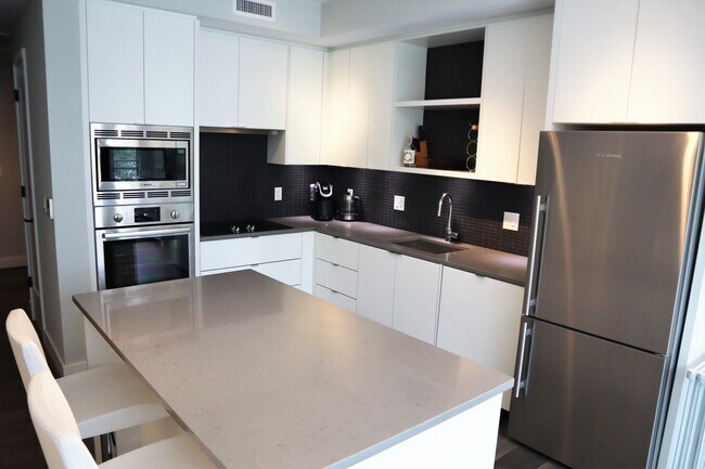 Kitchen - 1300 4th St SE