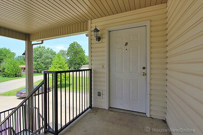 Foto del edificio - 2831 Hemlock Ct
