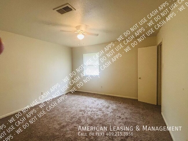 Building Photo - 4675 Collier St