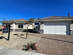 Building Photo - 2590 Bonano Ct
