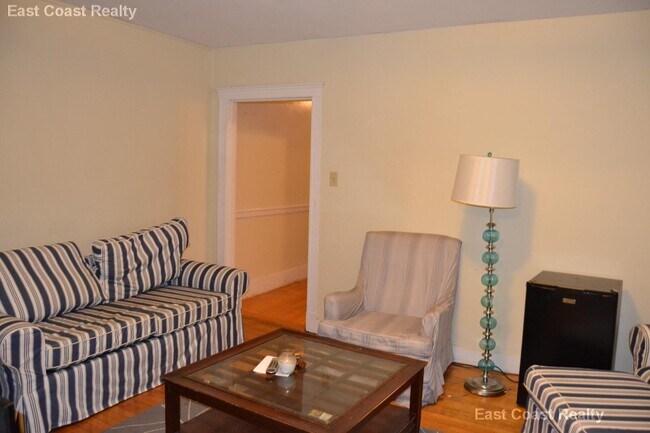 Foto del edificio - 90 Cypress St