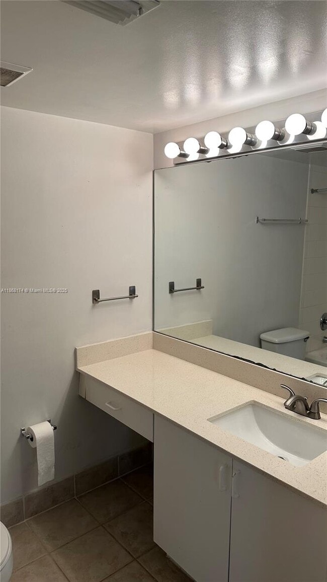 Foto del edificio - 4195 N Haverhill Rd