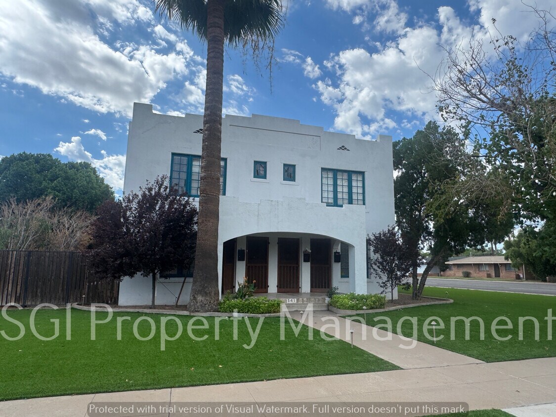 Foto principal - 541 W Monte Vista Rd