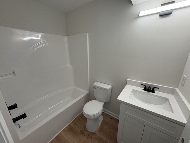 Foto del edificio - NEW CONSTRUCTION HOME AVAILABLE AUGUST 2026!