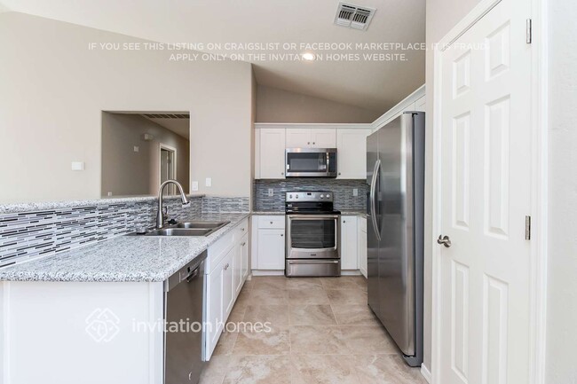 Foto del edificio - 2260 W Hayden Peak Dr