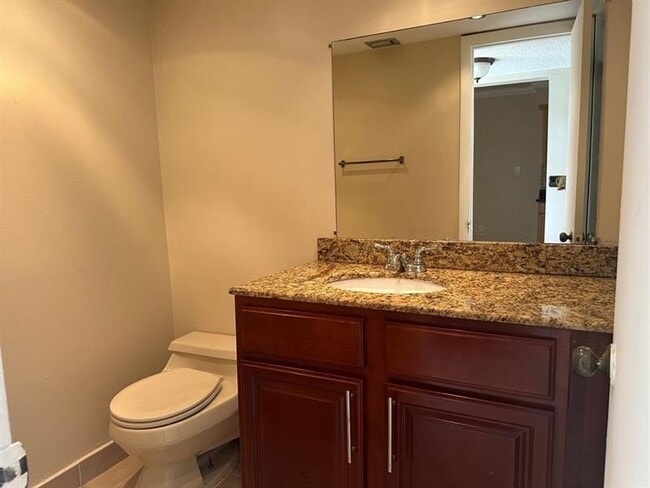 Foto del edificio - 8401 W Sample Rd