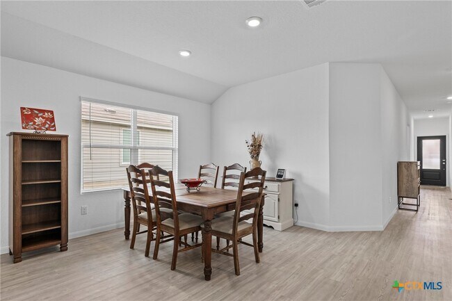Building Photo - 2920 Calandra Lark