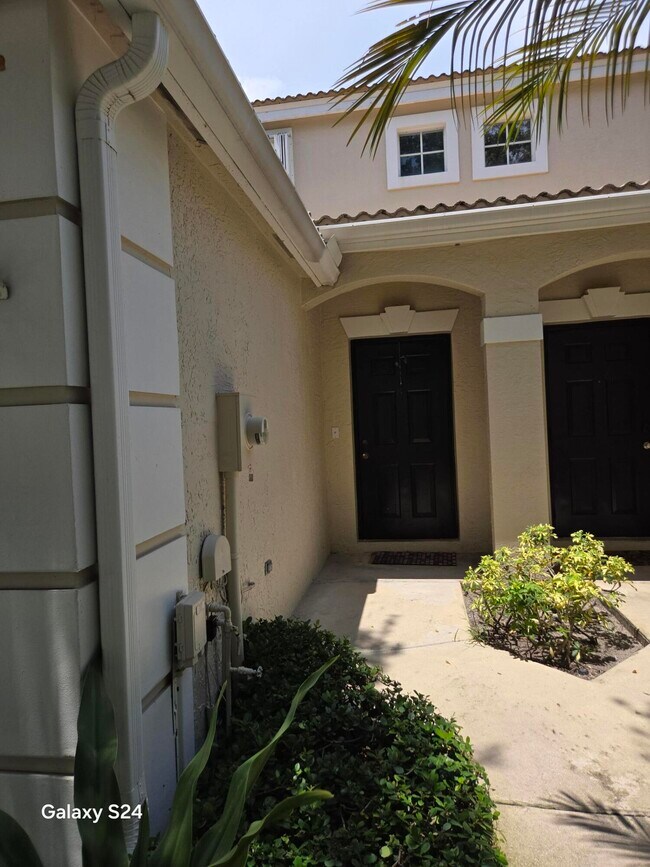 Building Photo - 4675 Palmbrooke Cir