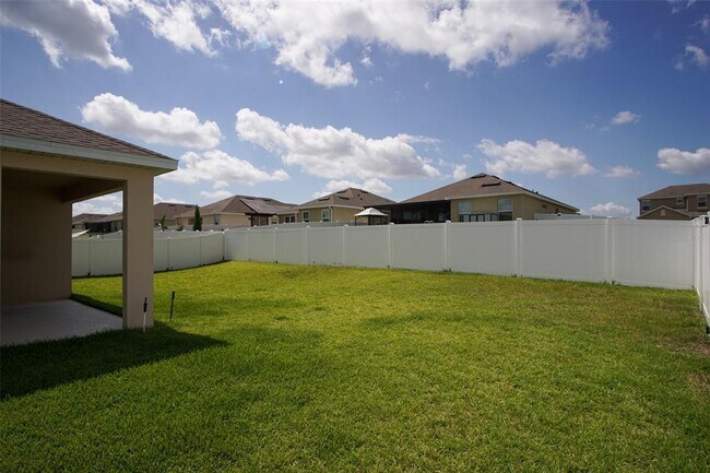 Building Photo - 401 Aragosa Dr