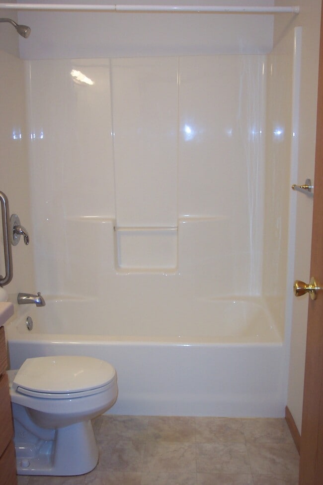 Building Photo - Tomah Property Management South