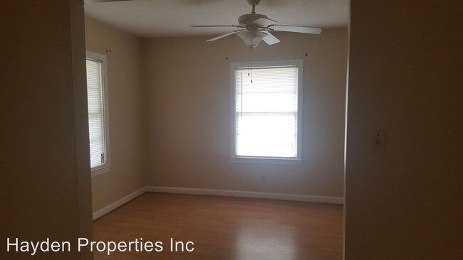Building Photo - 1225 S Long Dr