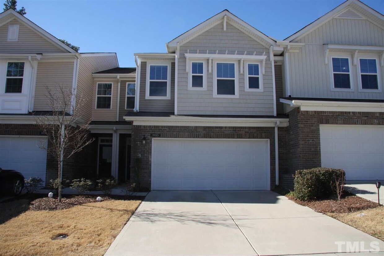 Primary Photo - 1655 Cary Reserve Dr