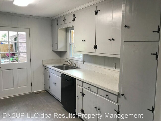Building Photo - 3 br, 2 bath House - 408 Waverly Way
