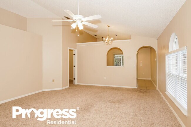 Building Photo - 331 Placid Lake Dr