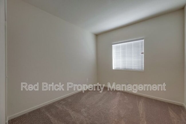 Building Photo - 4273 Theresa Ln