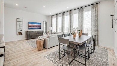 Building Photo - 2202 Via Isa Ln