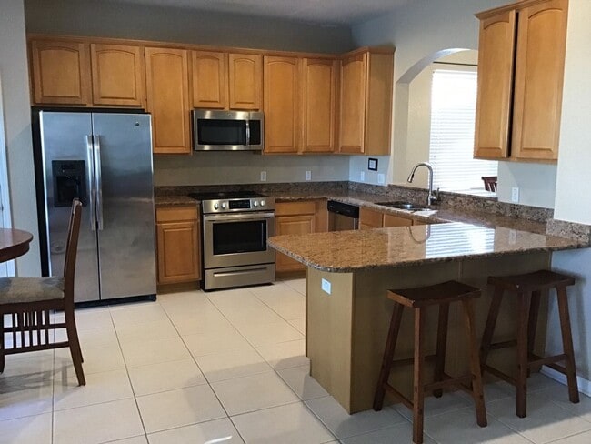 6 br, 4 bath House - 2613 PAWNALL ST - 4