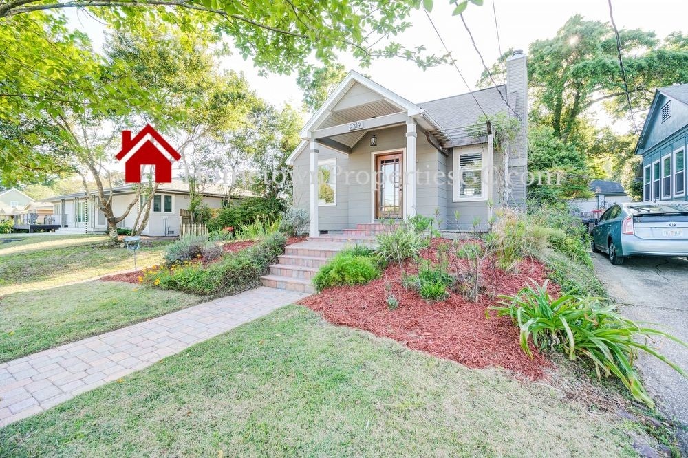 Primary Photo - 2319 Magnolia Ave with Bayou View