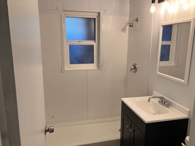 Foto del edificio - RO857-Grabowsky Enterprises LLC