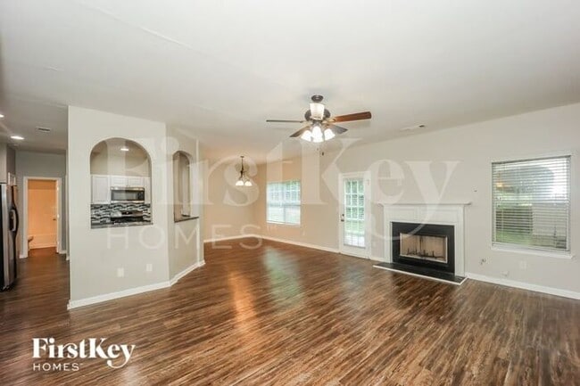Building Photo - 7864 Wrotham Circle