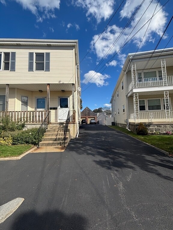 Foto del edificio - 20 Harrington Ave