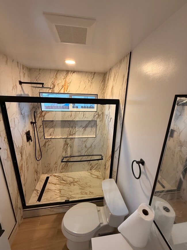 Building Photo - 8620 Beach St