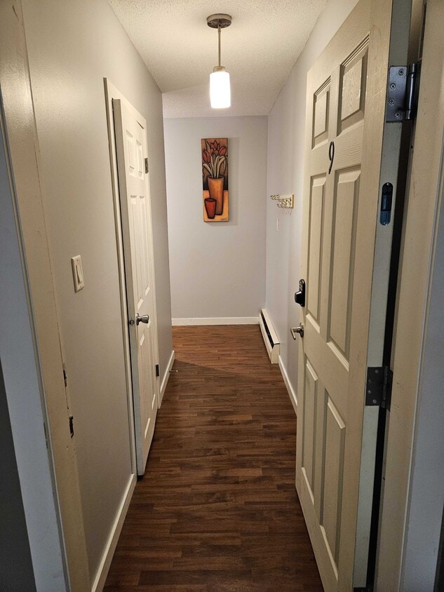 Photo principale - 2121 Rae St