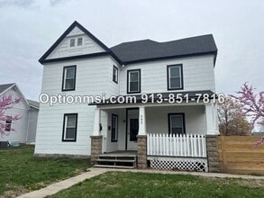 Building Photo - 505 S Independence St