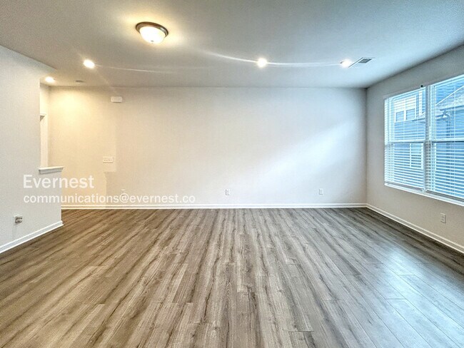 Building Photo - 2758 Sparrowgap Trl
