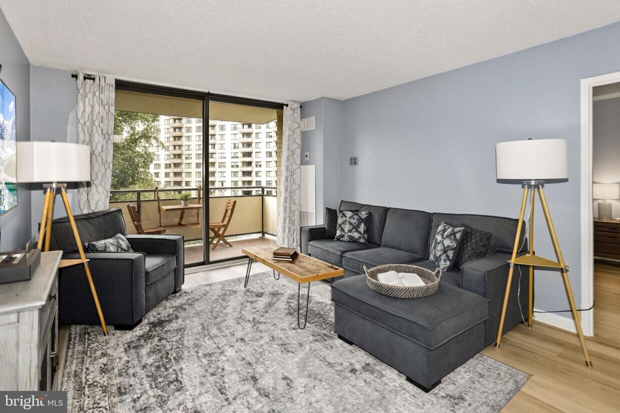 5225 Pooks Hill Rd Unit 607S, Bethesda, MD 20814 Room for Rent in