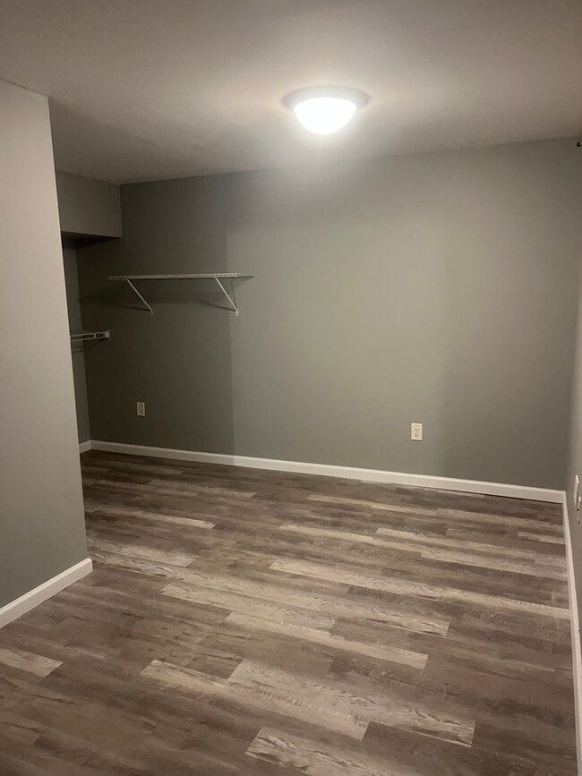 Foto del edificio - 316 Myers Corners Rd