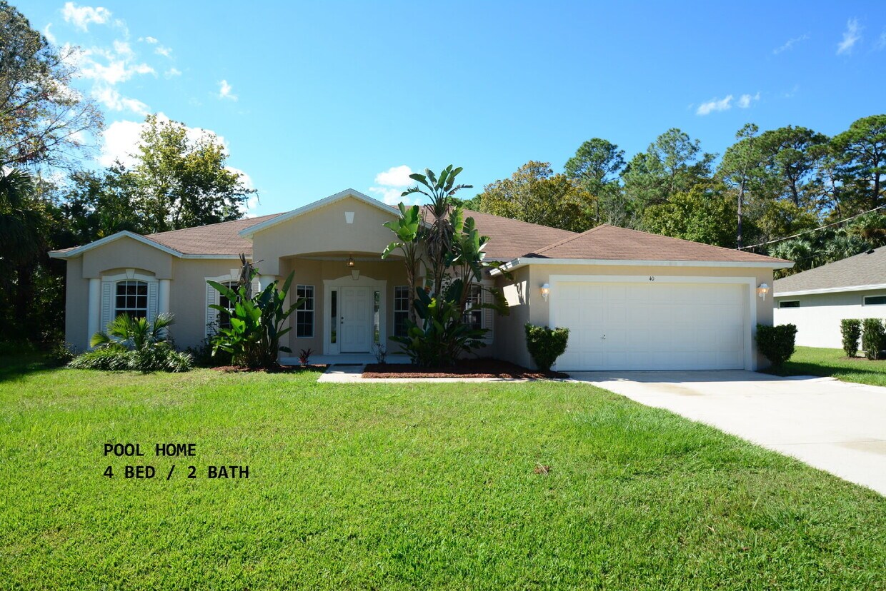 Primary Photo - Pool Home with 4 bed, 2 bath located in Se...