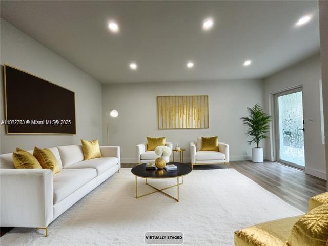 Foto principal - 1936 Normandy Dr