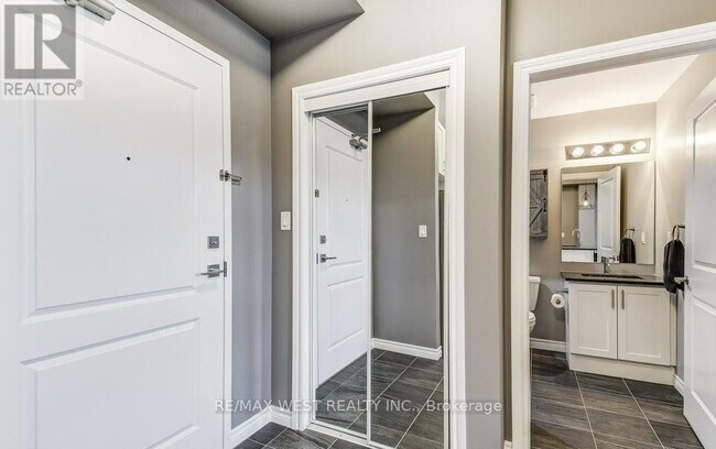 Photo du bâtiment - 101 Shoreview Pl