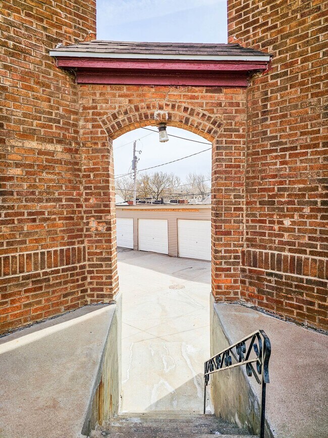 Foto del edificio - University Place Apartments