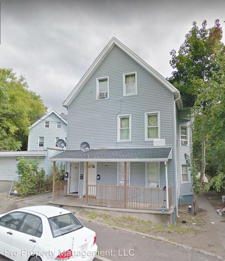 Primary Photo - 30 Easton Ave