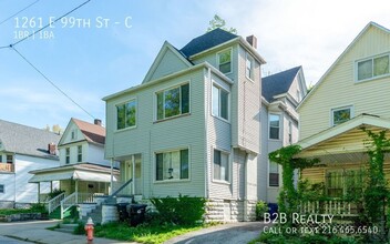 Building Photo - 1261 E 99th St