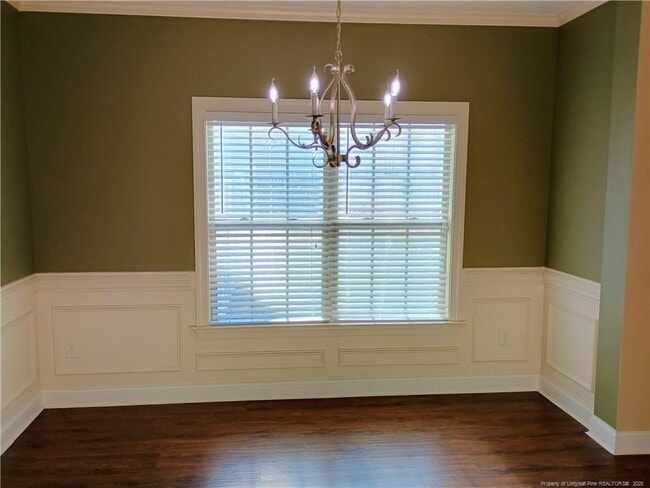 Building Photo - 40 Cromwell Cir