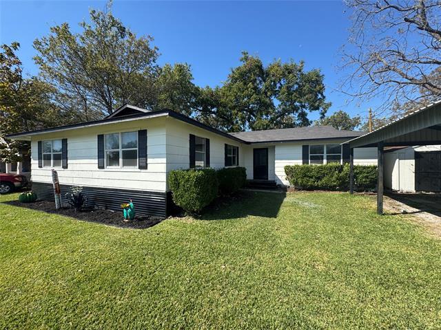 Foto del edificio - 402 N Hughes St