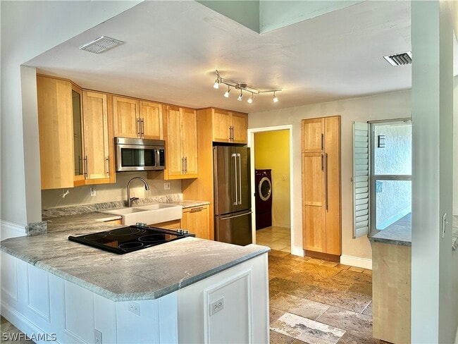 Foto del edificio - 11791 Bradley Ct