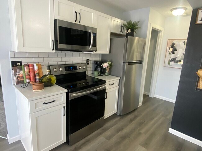 Foto del edificio - 4356 Hawks Lookout Ln