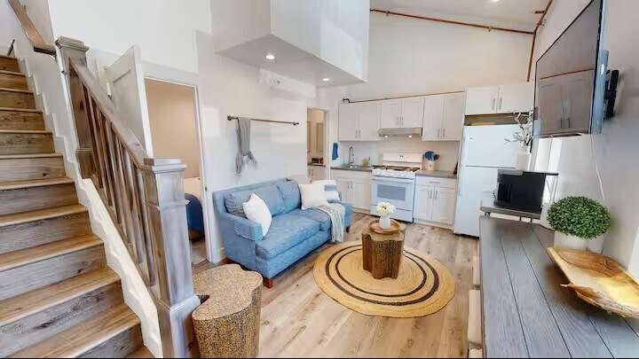 Foto principal - 3544 Barry Ave