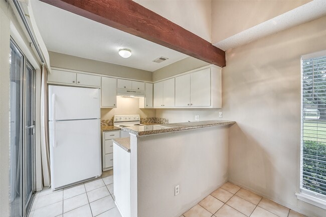 Building Photo - 12980 Greenway Chase Ct