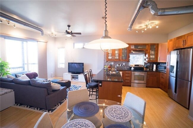 Building Photo - Amazing New Construction Right in the Southside Slopes!