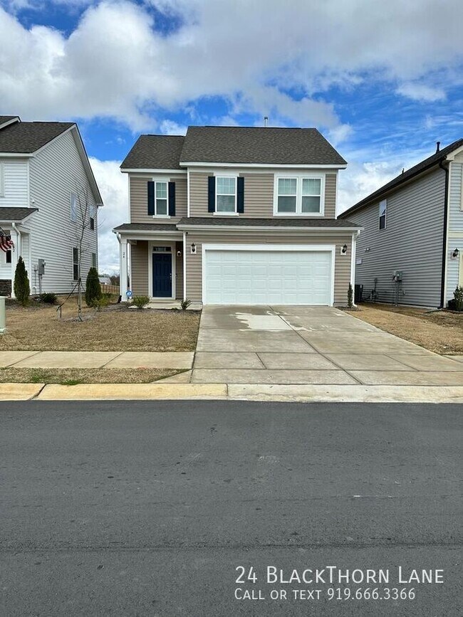 Building Photo - 24 Blackthorn Ln