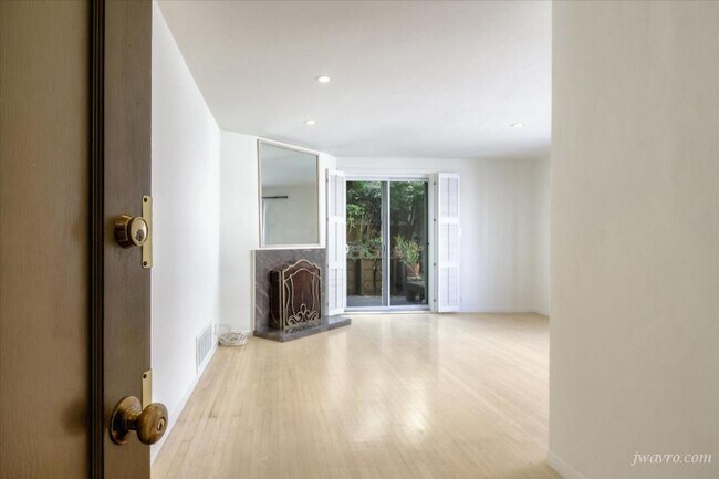 Building Photo - 66 Bret Harte Terrace